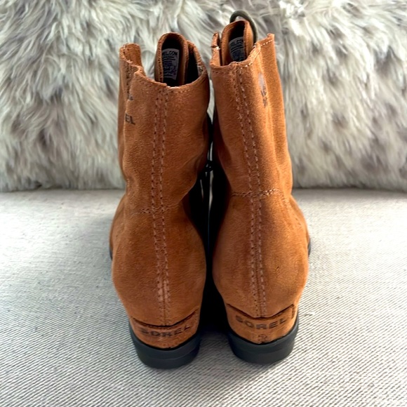 Women's Joan of Arctic Wedge II Boots Velvet Tan - Picture 4 of 6